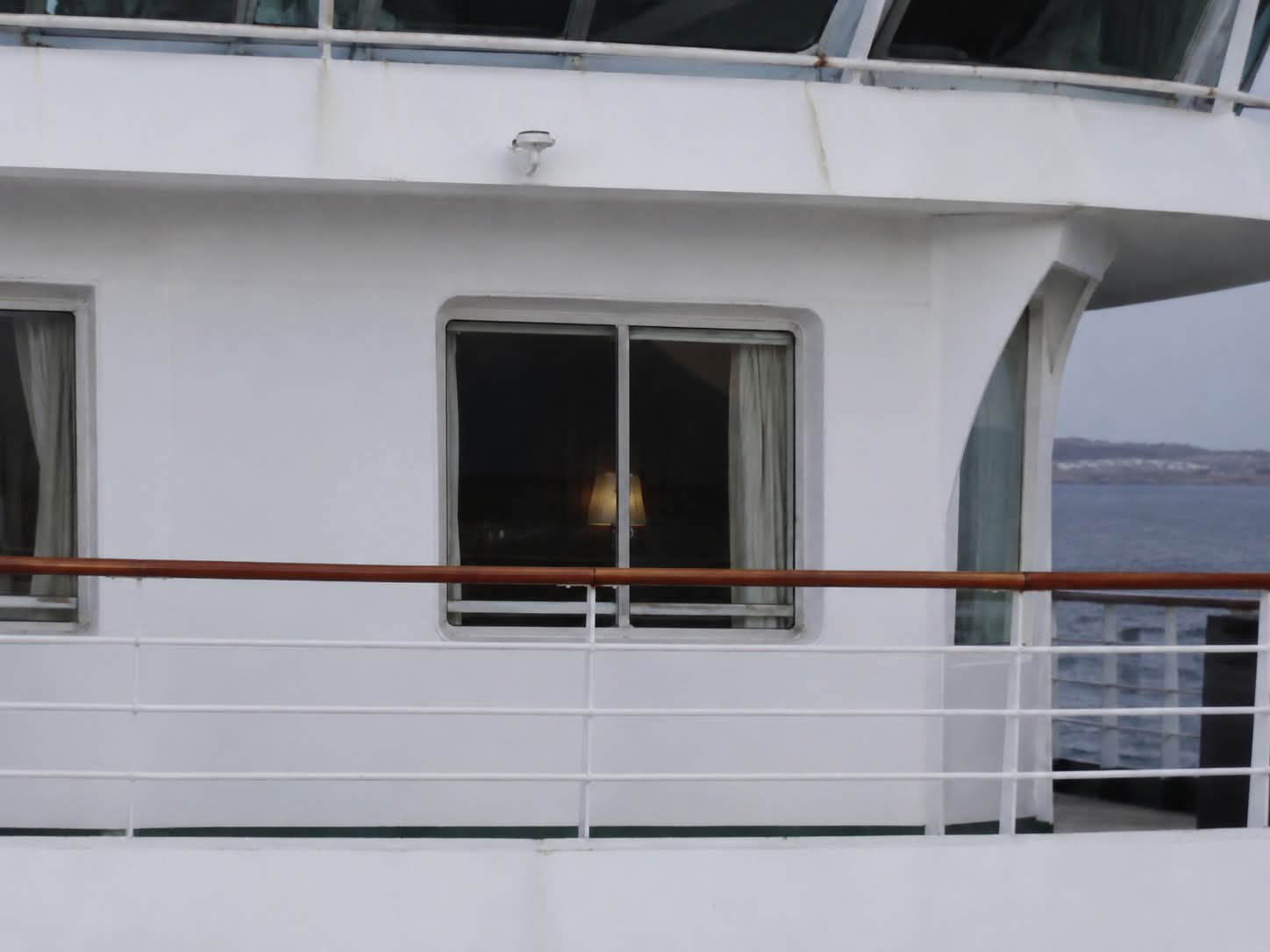 Cruise Ship Carrying Deadly Hantavirus Docks in Canary Islands After Three Passenger Deaths